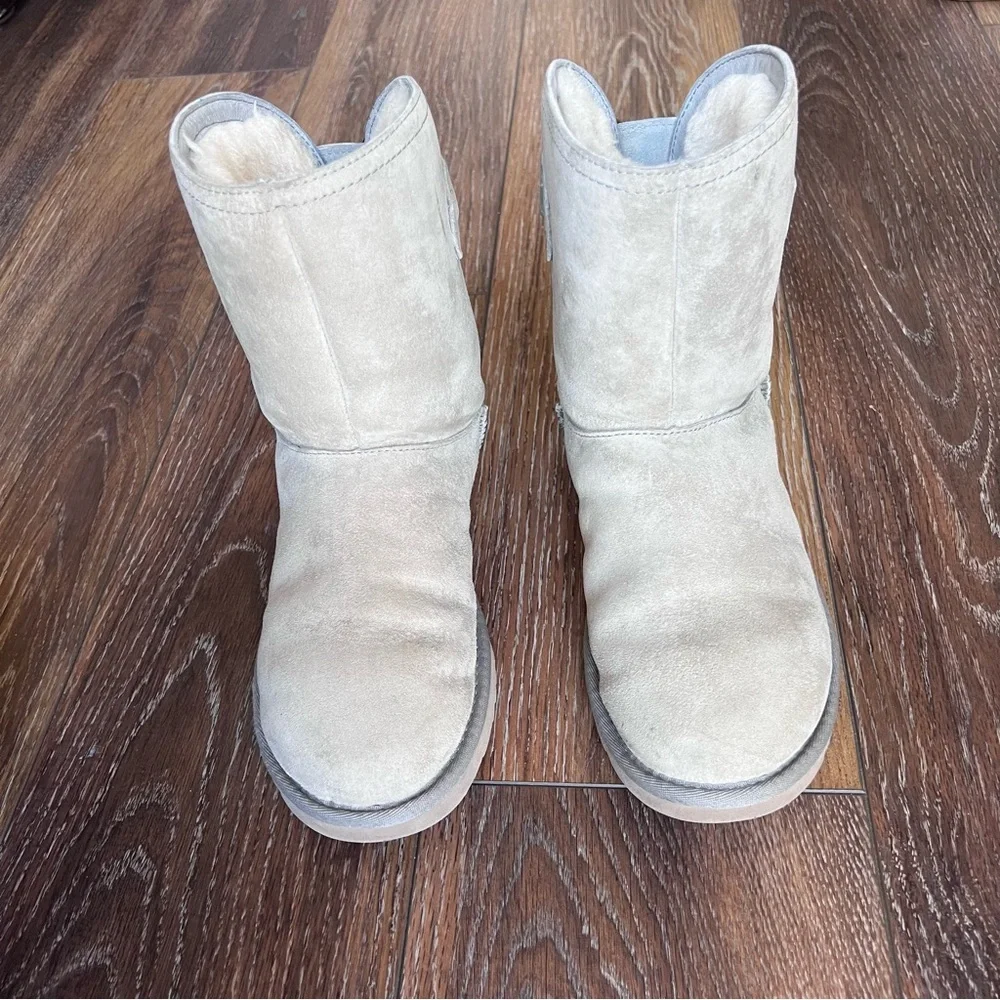 UGG Australia Women's REMORA BUCKLE BOOTS Ash Gray Size 6 - Picture 8 of 11